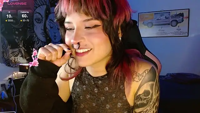 neena nyx  online show from February 25, 10:09 pm