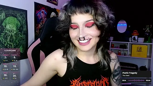 Snapshot of neena_nyx_ chatting on May 9, 3:10 am neena nyx online show from May 9, 3:10 am