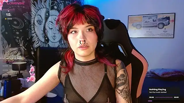 neena nyx  online show from February 9, 11:14 pm