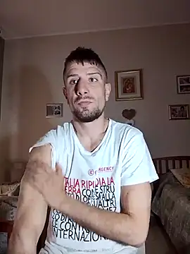 Mcsimotoro online show from April 12, 2:42 pm