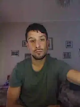 Snapshot of Mcsimotoro chatting on May 7, 5:38 pm Mcsimotoro online show from May 7, 5:38 pm