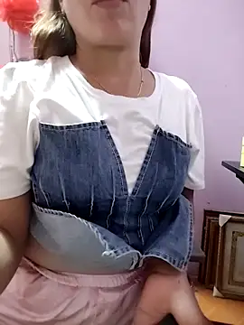 JordanXo 69 online show from April 12, 4:27 am