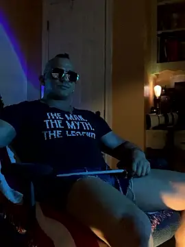 daddydonkey84 online show from May 25, 3:17 am