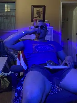 Snapshot of daddydonkey84 chatting on March 3, 5:58 am daddydonkey84 online show from March 3, 5:58 am