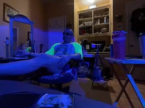 daddydonkey84 online show from March 12, 4:40 am