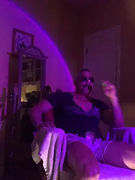 daddydonkey84 online show from April 24, 6:59 am