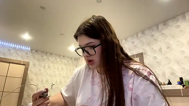 Snapshot of _MaryLove_ chatting on March 2, 4:25 pm MaryLove online show from March 2, 4:25 pm