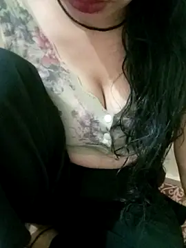 Hot Fiza0 online show from February 22, 4:48 am