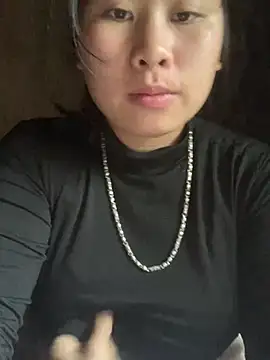 patry33 online show from May 3, 9:03 am