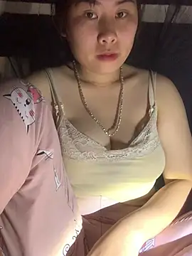 patry33 online show from May 29, 1:55 am