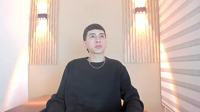 lian cameron online show from February 9, 3:48 am