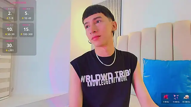 lian cameron online show from April 15, 3:56 am