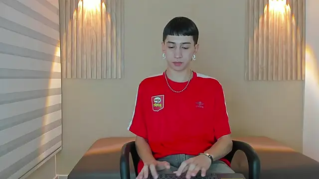 lian cameron online show from February 14, 3:51 am