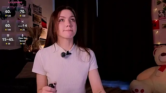 Snapshot of Kendaliby_ chatting on February 21, 2:24 am Kendaliby online show from February 21, 2:24 am