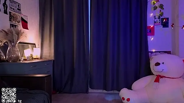 Snapshot of Kendaliby_ chatting on February 28, 1:38 am Kendaliby online show from February 28, 1:38 am