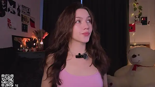 Snapshot of Kendaliby_ chatting on March 1, 1:49 am Kendaliby online show from March 1, 1:49 am