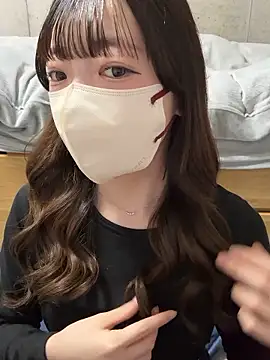 Snapshot of Hazuki_45 chatting on February 2, 4:33 am Hazuki 45 online show from February 2, 4:33 am