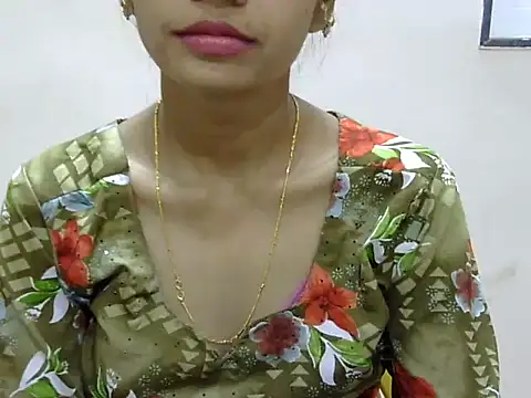Snapshot of Kulsum_S chatting on May 7, 1:36 pm Kulsum S online show from May 7, 1:36 pm