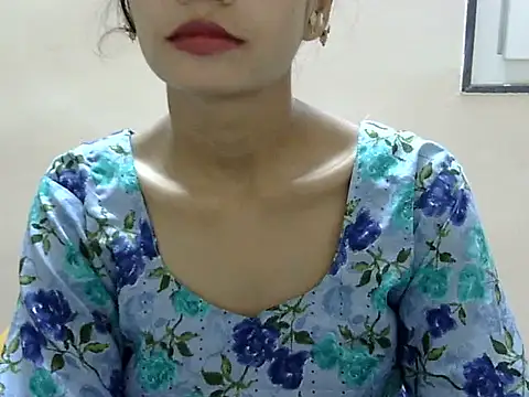 Snapshot of Kulsum_S chatting on May 27, 11:28 am Kulsum S online show from May 27, 11:28 am