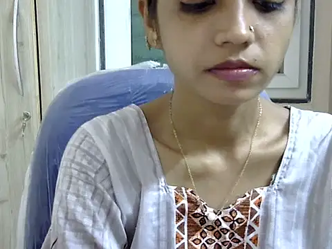 Snapshot of Kulsum_S chatting on March 28, 12:39 pm Kulsum S online show from March 28, 12:39 pm