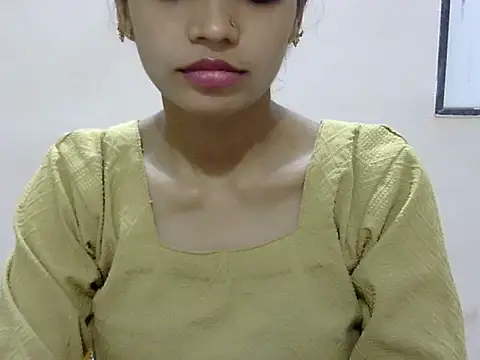 Snapshot of Kulsum_S chatting on June 19, 1:06 pm Kulsum S online show from June 19, 1:06 pm