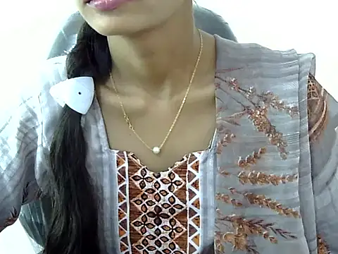 Kulsum S online show from March 1, 8:03 am