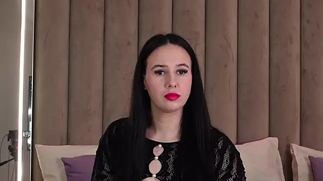 MavisReeve online show from March 11, 5:34 am