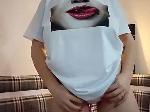 MavisReeve online show from March 12, 10:08 am