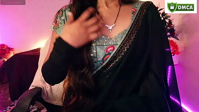 Snapshot of oo_yes_bhabhi chatting on July 9, 6:47 am oo yes bhabhi online show from July 9, 6:47 am