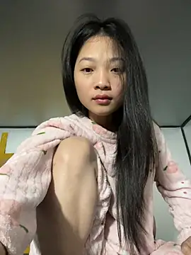 Lyn-be99 online show from March 12, 2:17 am