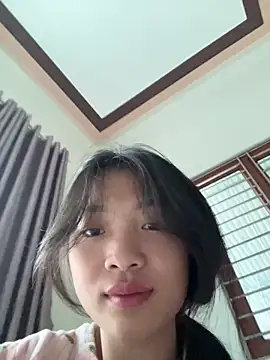 Lyn-be99 online show from February 6, 1:01 am