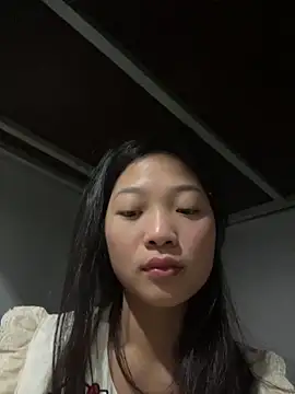 Lyn-be99 online show from March 17, 12:57 am