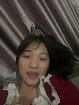 Lyn-be99 online show from February 6, 1:51 pm