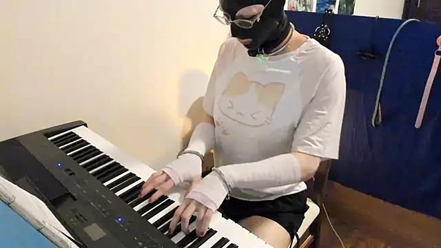 Miaxma online show from April 20, 5:47 pm