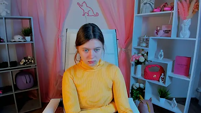 Snapshot of CelestineMauriac chatting on February 13, 3:34 pm CelestineMauriac online show from February 13, 3:34 pm