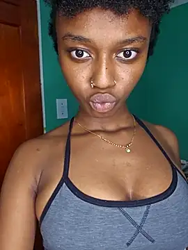 CashmerQueen online show from April 14, 6:24 pm