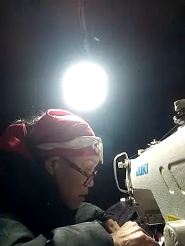 Snapshot of yoyosexy11 chatting on February 12, 1:00 pm yoyosexy11 online show from February 12, 1:00 pm