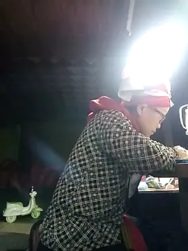 Snapshot of yoyosexy11 chatting on February 10, 11:59 pm yoyosexy11 online show from February 10, 11:59 pm