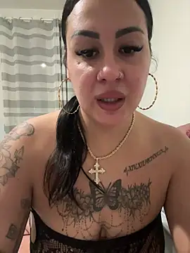 Snapshot of Melissa-suisse chatting on February 7, 6:49 pm Melissa-suisse online show from February 7, 6:49 pm