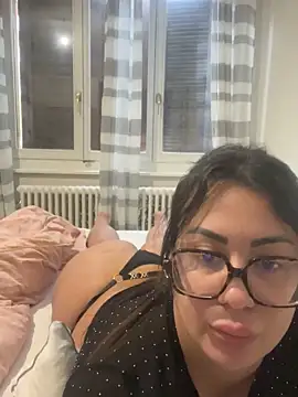 Snapshot of Melissa-suisse chatting on February 28, 1:22 pm Melissa-suisse online show from February 28, 1:22 pm