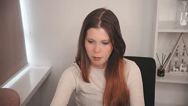 MarnieWootan online show from February 8, 5:16 am