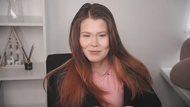 MarnieWootan online show from February 25, 4:45 am