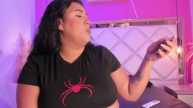 Dojaaiisha online show from February 12, 11:26 pm