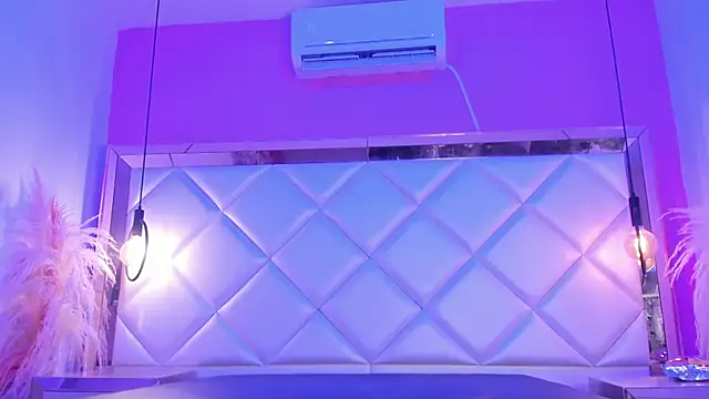 Dojaaiisha online show from February 9, 11:03 pm