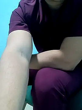 Snapshot of Ryzca chatting on February 5, 1:12 am Ryzca online show from February 5, 1:12 am