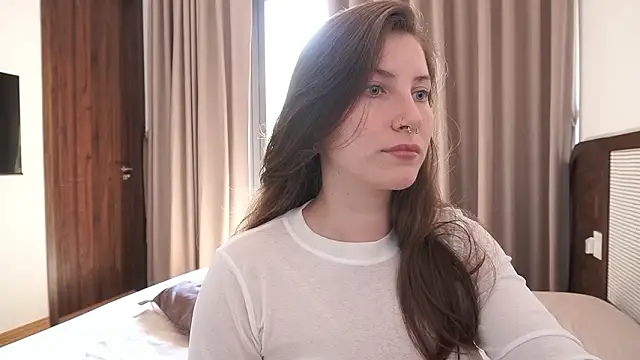 ItsEzheVika online show from February 7, 7:05 am