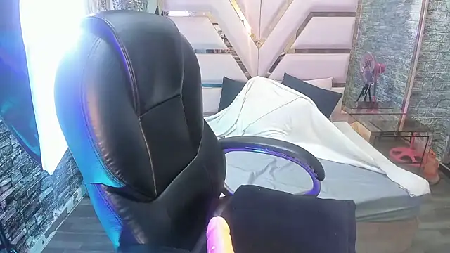 Shara Oz online show from March 2, 5:08 am