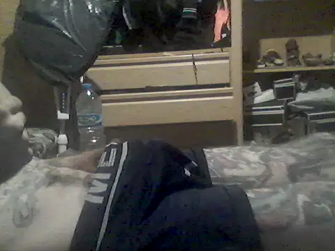 Snapshot of MrFumao chatting on August 5, 3:00 am MrFumao online show from August 5, 3:00 am