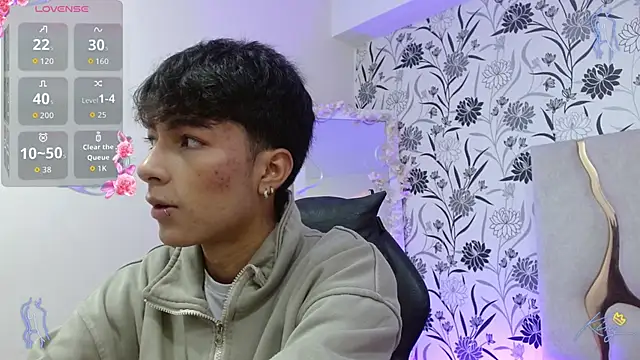 Snapshot of osamu_tay chatting on February 7, 11:40 am osamu tay online show from February 7, 11:40 am