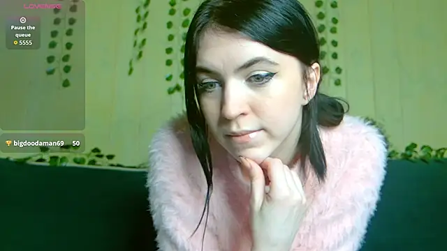 reze daisies online show from March 14, 10:21 am